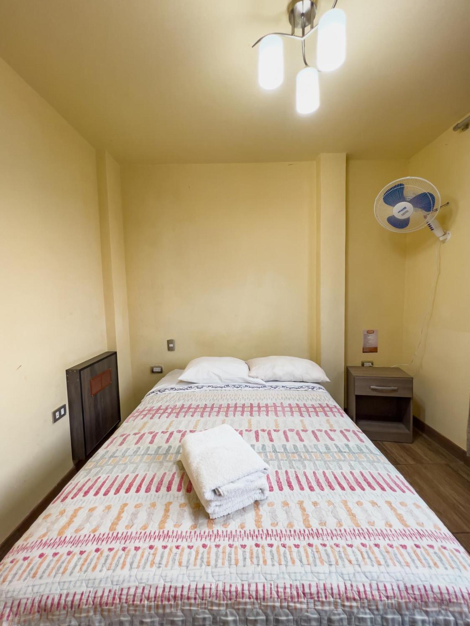 مبيت وإفطار Casa Huespedes بيمنتل المظهر الخارجي الصورة