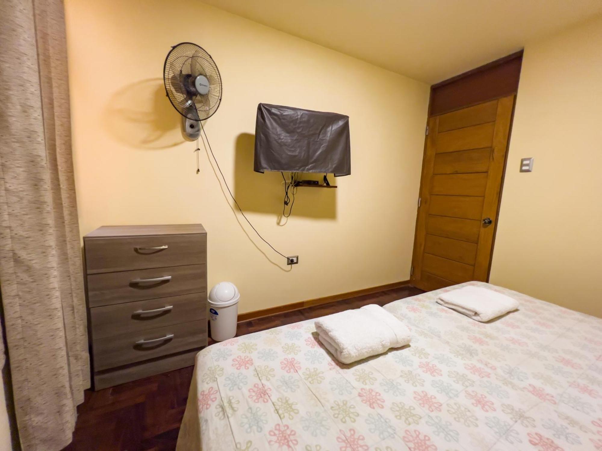 مبيت وإفطار Casa Huespedes بيمنتل المظهر الخارجي الصورة