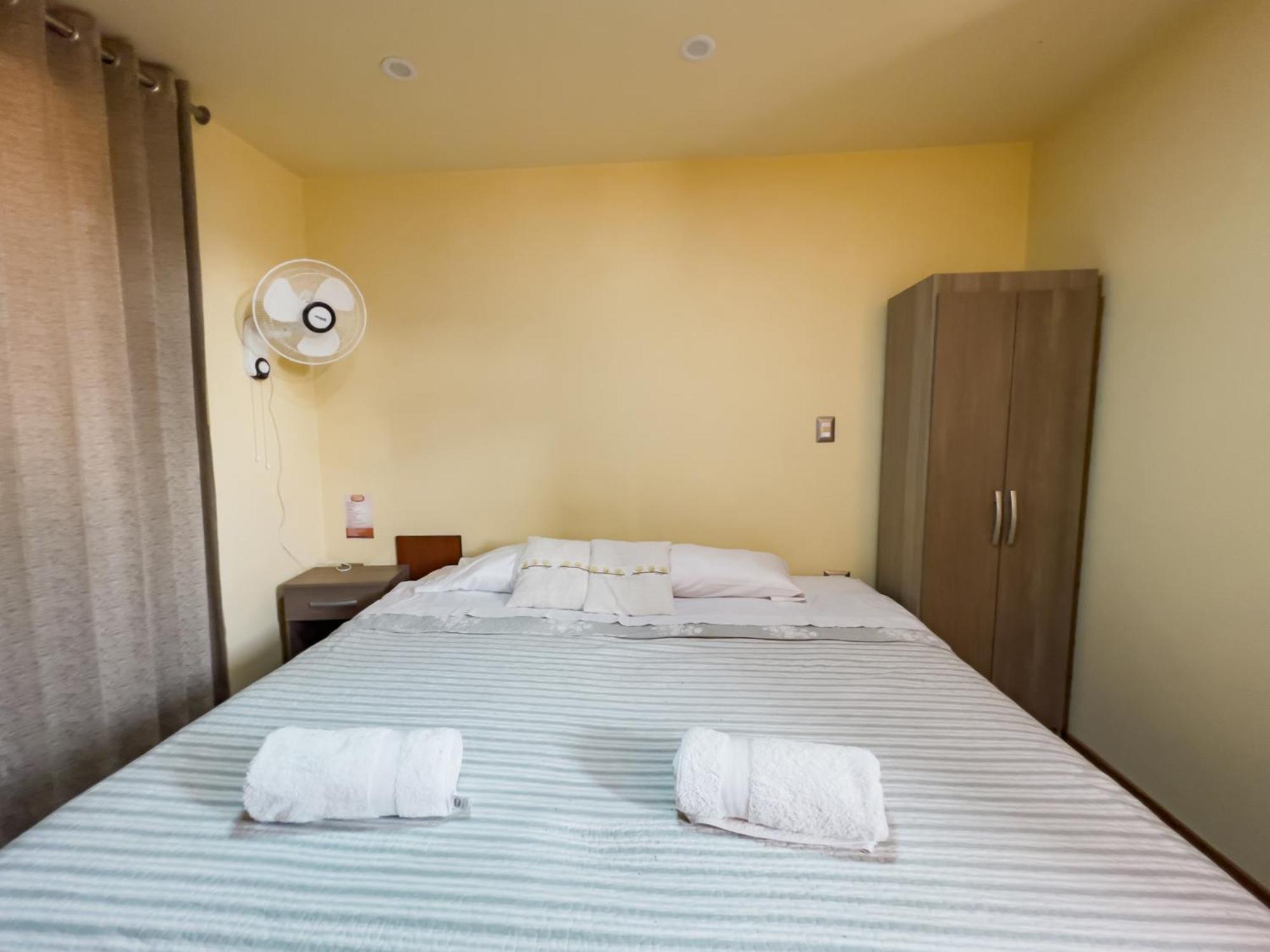 مبيت وإفطار Casa Huespedes بيمنتل المظهر الخارجي الصورة